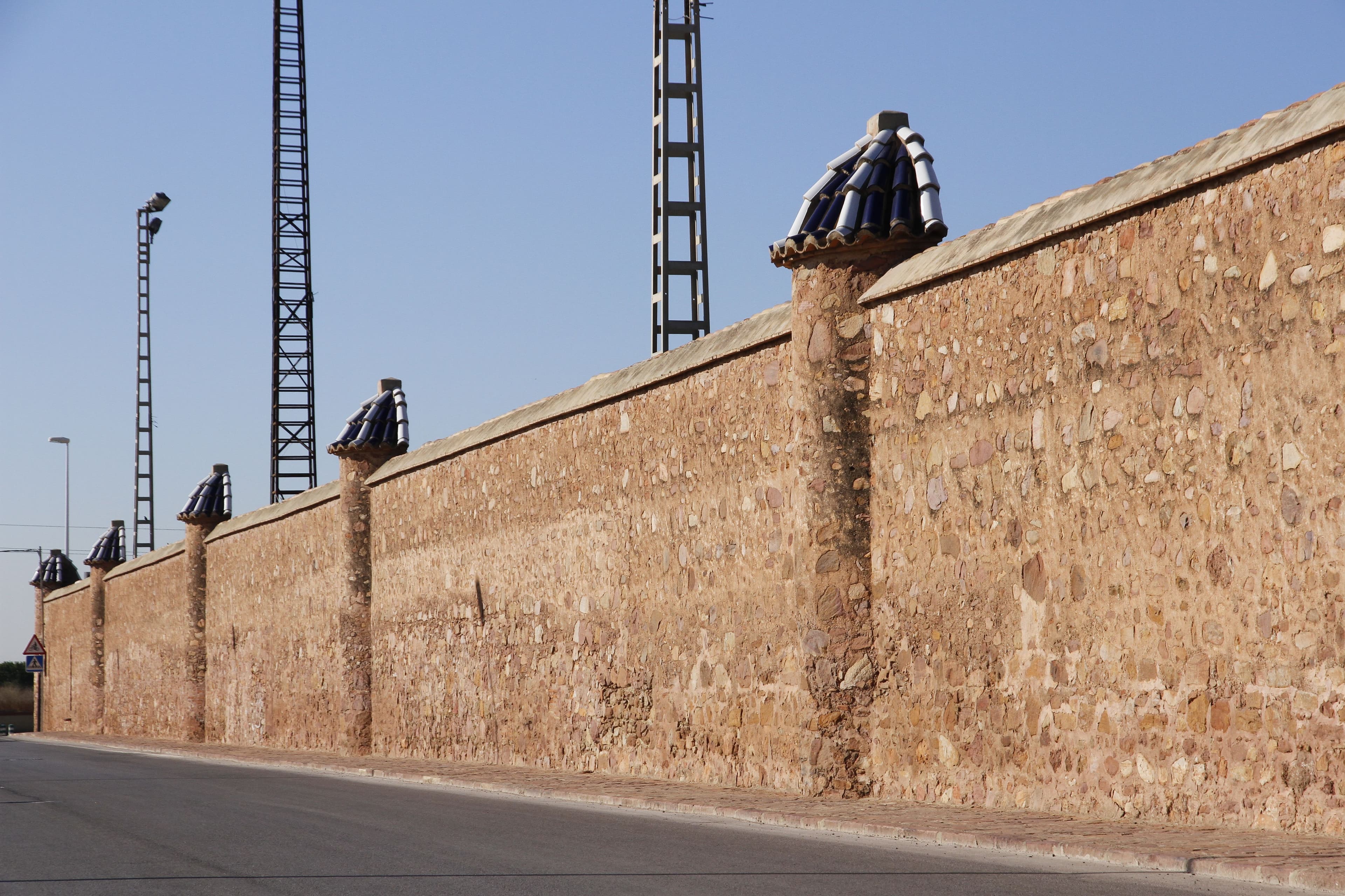 Muralla del jardín botánico