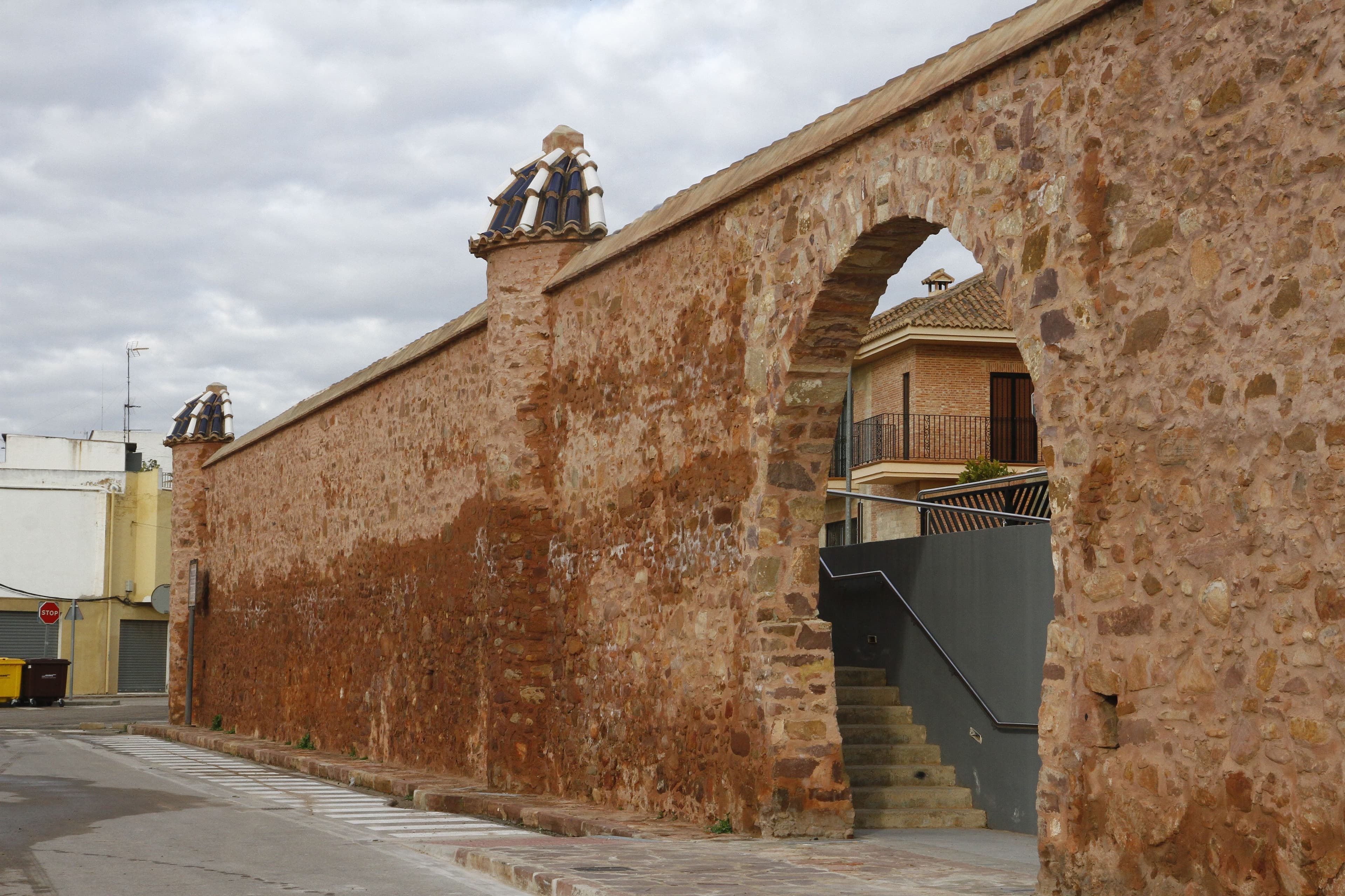 Muralla del jardín botánico